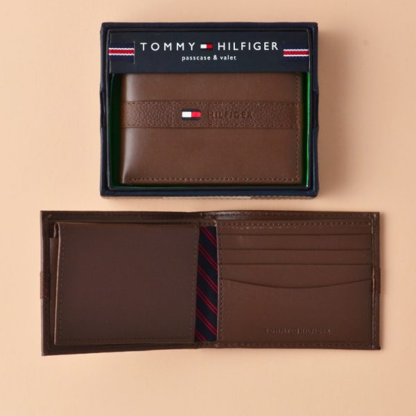 tommy hilfiger ranger wallet