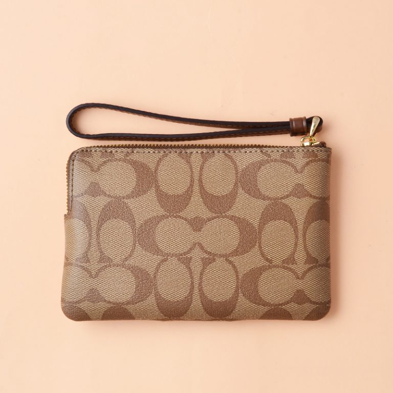 Coach Corner Zip Wristlet Signature Khaki Saddle 2 Averand