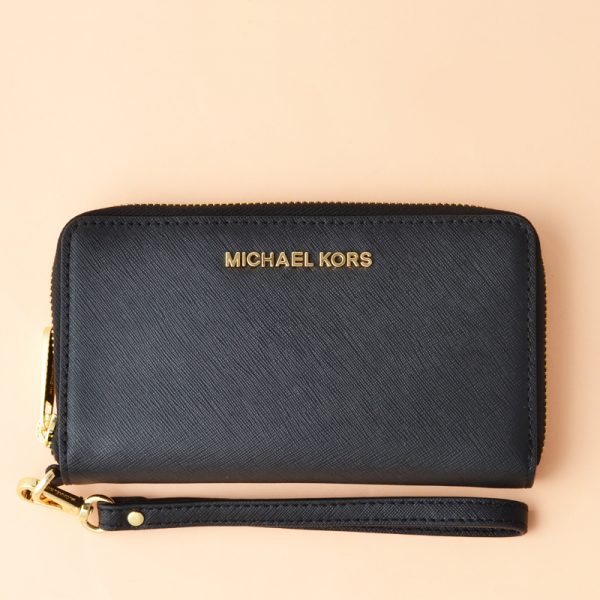 Michael Kors Jet Set Travel Large Flat Multifunction Phone Case Black ...